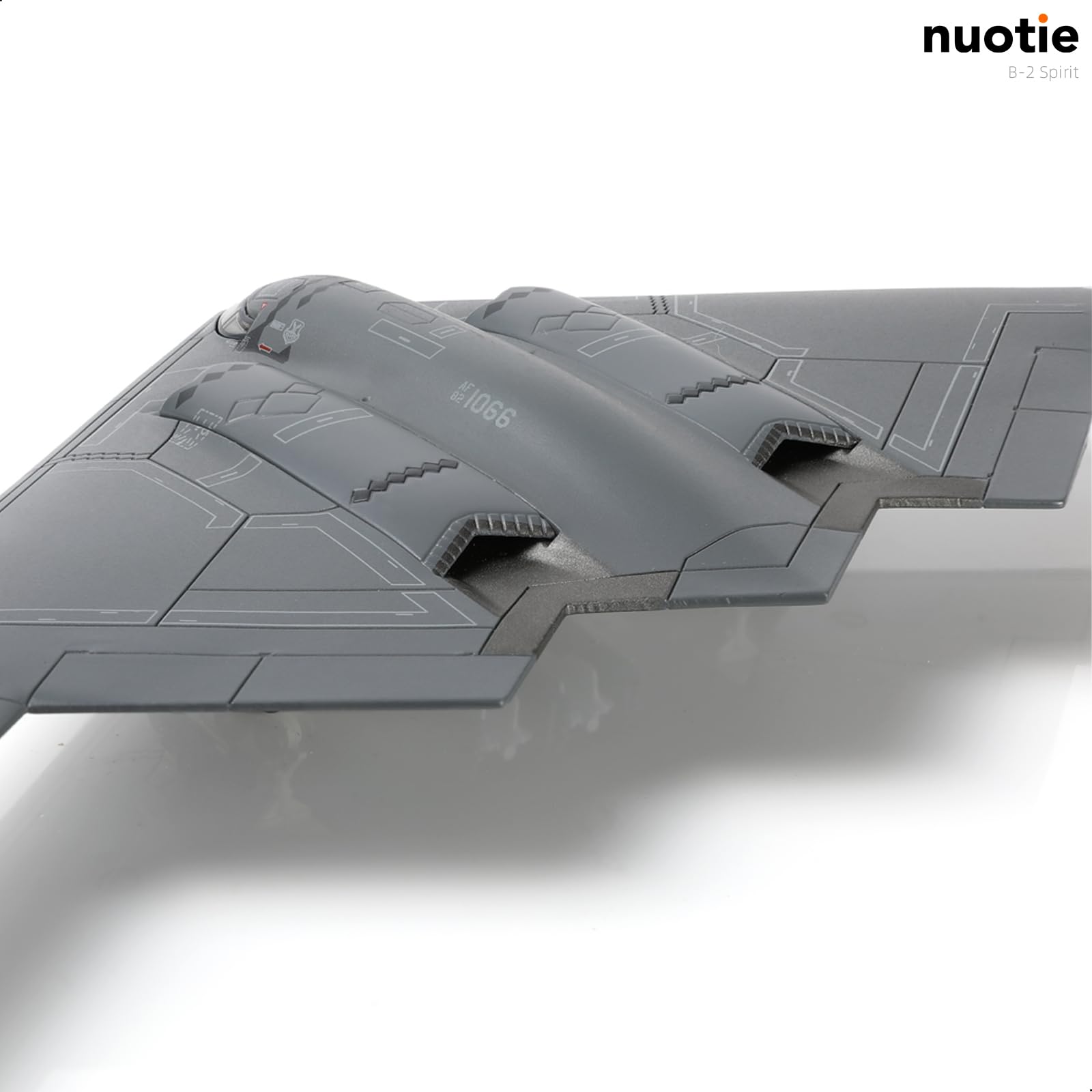 Amazon.com: NUOTIE 1/200 B-2A Spirit Stealth Stragetic Heavy Amazon.com: NUOTIE 1/200 B-2A Spirit Stealth Stragetic Heavy